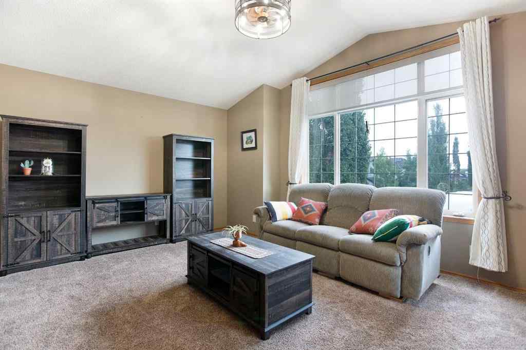 MLS® A2261796 - 196 Brightondale Close SE in New Brighton Calgary, Residential