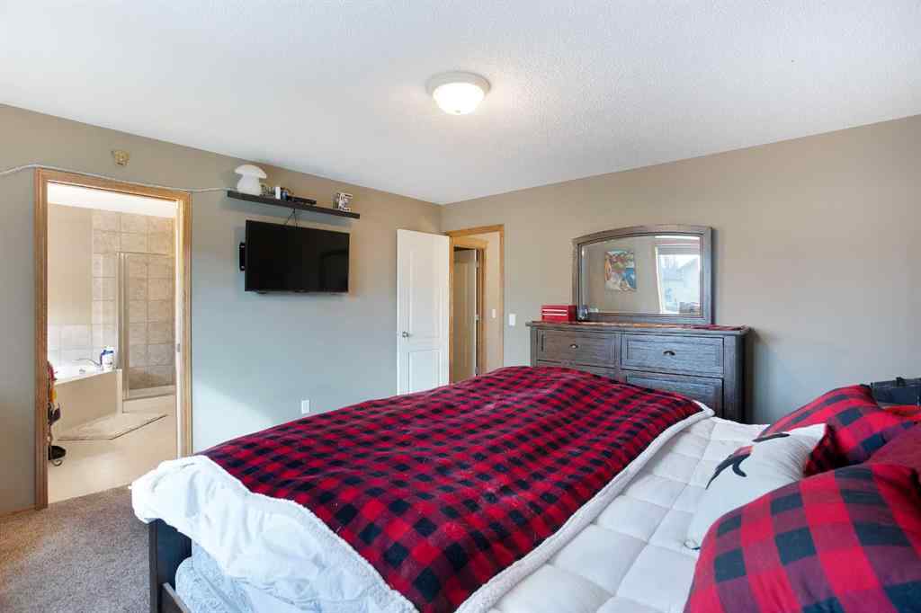 MLS® A2261796 - 196 Brightondale Close SE in New Brighton Calgary, Residential