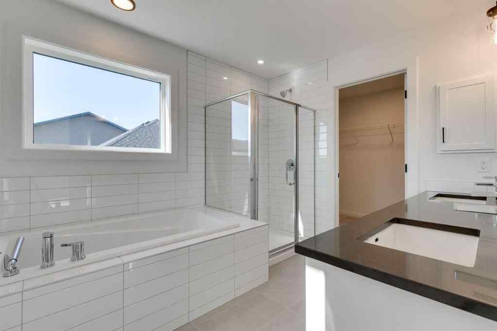 MLS® A2261800 - 52 Dawson Wharf Mount  in Dawson\'s Landing Chestermere, Residential