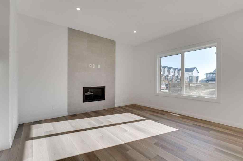 MLS® A2261800 - 52 Dawson Wharf Mount  in Dawson\'s Landing Chestermere, Residential