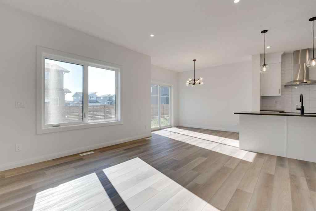 MLS® A2261800 - 52 Dawson Wharf Mount  in Dawson\'s Landing Chestermere, Residential