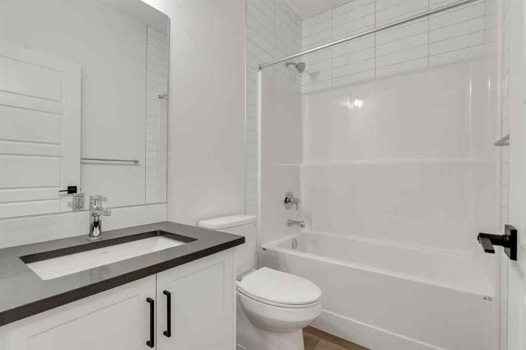 MLS® A2261800 - 52 Dawson Wharf Mount  in Dawson\'s Landing Chestermere, Residential