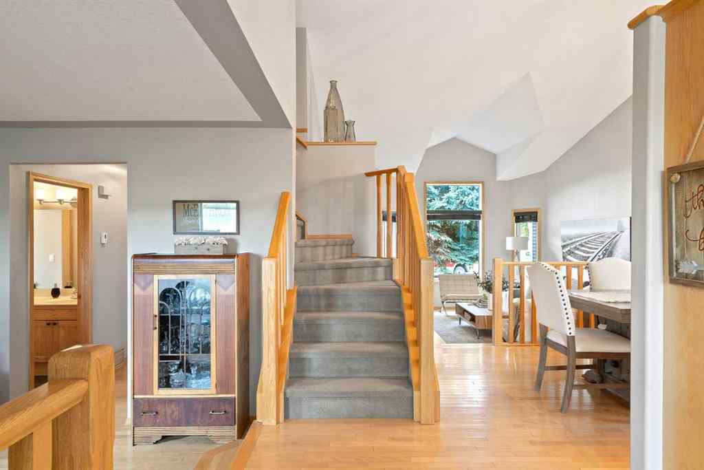 MLS® A2261802 - 416 Meadowbrook Bay SE in Meadowbrook Airdrie, Residential