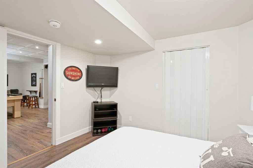 MLS® A2261802 - 416 Meadowbrook Bay SE in Meadowbrook Airdrie, Residential