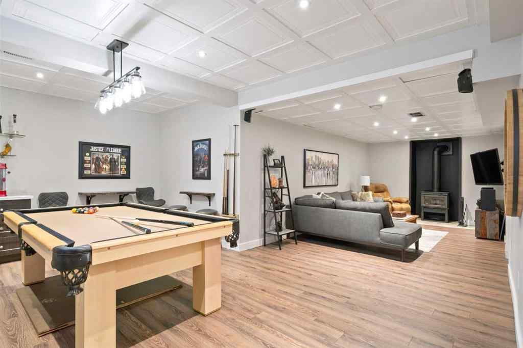 MLS® A2261802 - 416 Meadowbrook Bay SE in Meadowbrook Airdrie, Residential