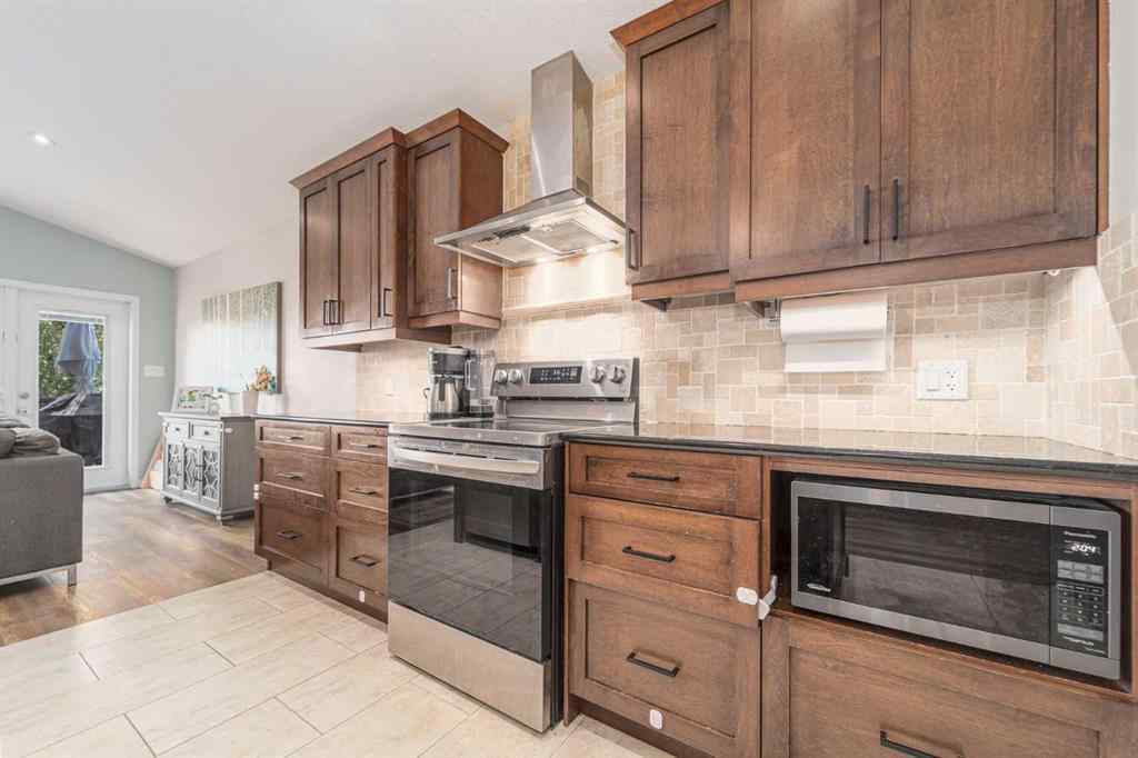 MLS® A2261807 - 227 Mt Sundial Court W in Sunridge Lethbridge, Residential