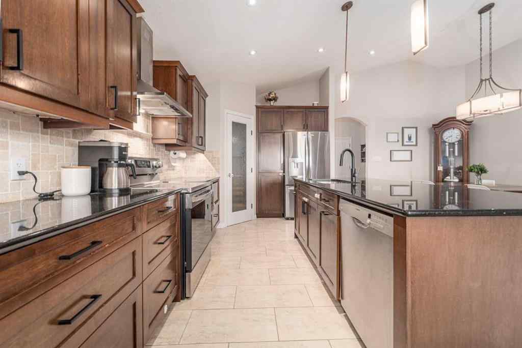 MLS® A2261807 - 227 Mt Sundial Court W in Sunridge Lethbridge, Residential