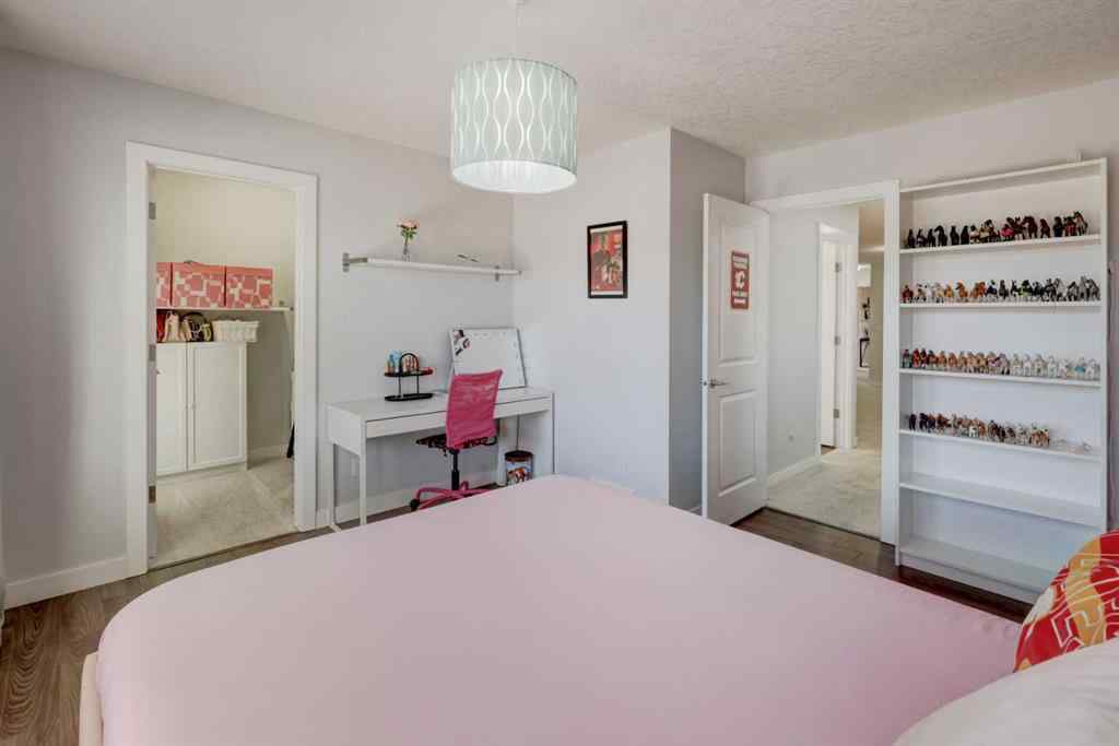 MLS® A2261816 - 213 Kingsmere Cove SE in Kings Heights Airdrie, Residential