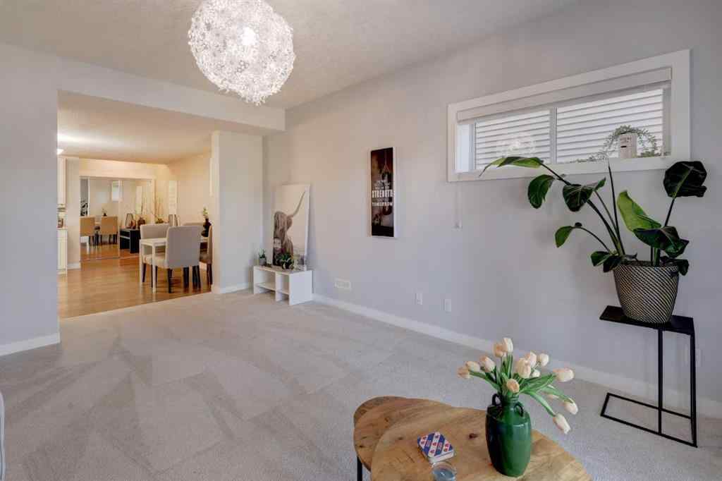 MLS® A2261816 - 213 Kingsmere Cove SE in Kings Heights Airdrie, Residential