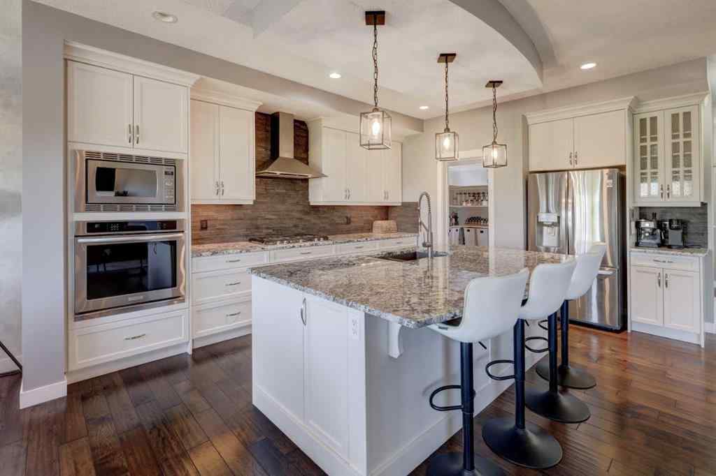 MLS® A2261816 - 213 Kingsmere Cove SE in Kings Heights Airdrie, Residential