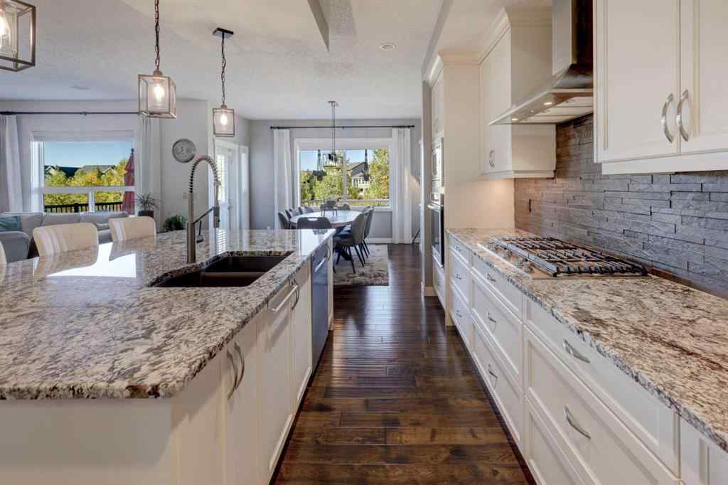 MLS® A2261816 - 213 Kingsmere Cove SE in Kings Heights Airdrie, Residential