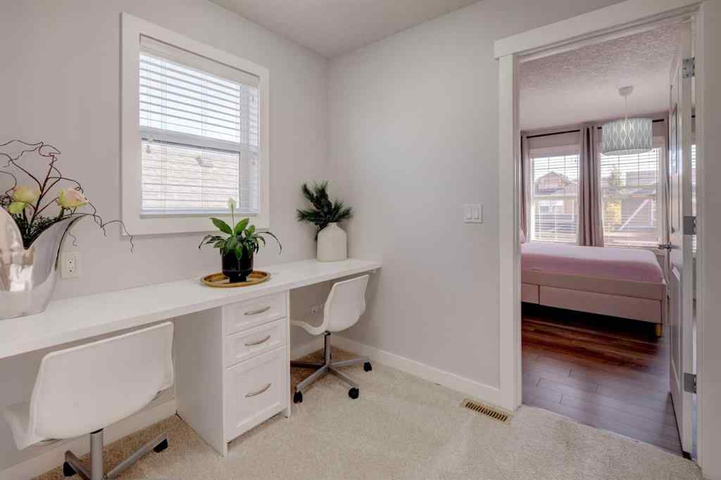 MLS® A2261816 - 213 Kingsmere Cove SE in Kings Heights Airdrie, Residential