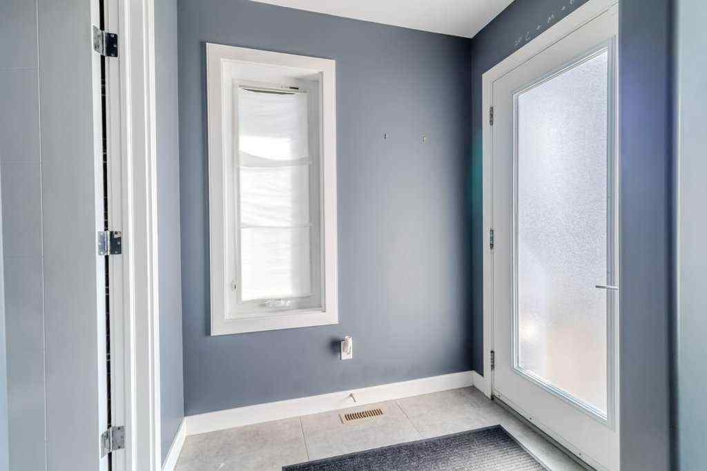 MLS® A2261818 - 43 Windermere Close  in Westlake Red Deer, Residential