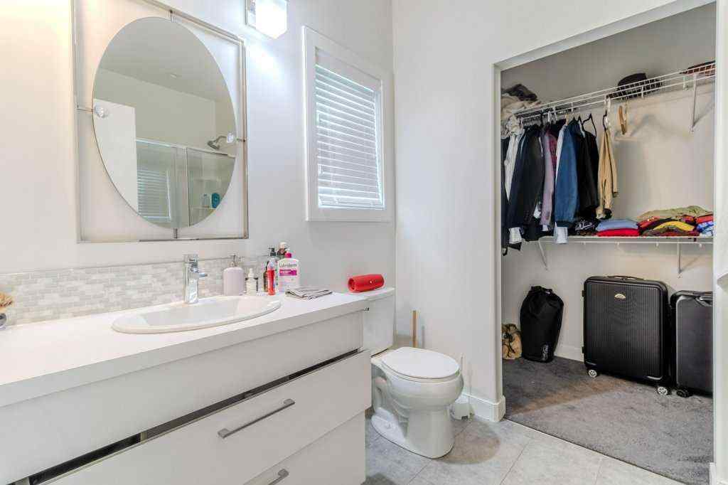 MLS® A2261818 - 43 Windermere Close  in Westlake Red Deer, Residential