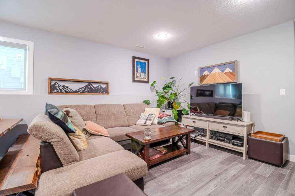 MLS® A2261818 - 43 Windermere Close  in Westlake Red Deer, Residential