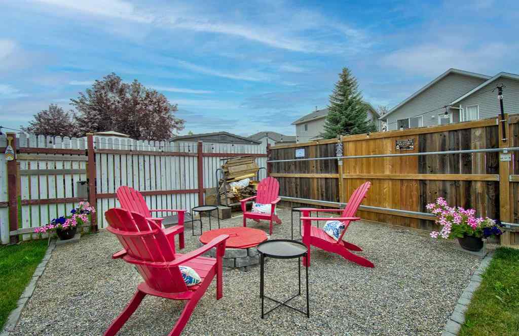 MLS® A2261820 - 1047 Creek Springs Rise NW in Silver Creek Airdrie, Residential