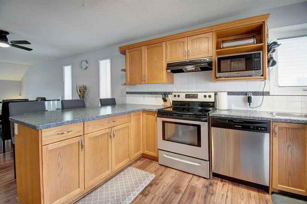 MLS® A2261820 - 1047 Creek Springs Rise NW in Silver Creek Airdrie, Residential