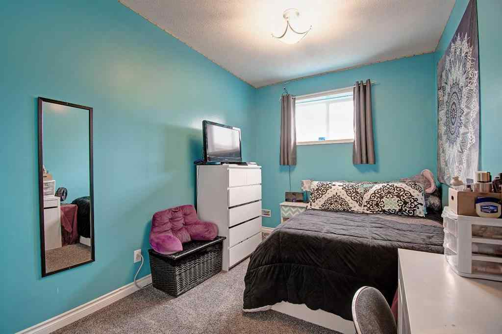 MLS® A2261820 - 1047 Creek Springs Rise NW in Silver Creek Airdrie, Residential