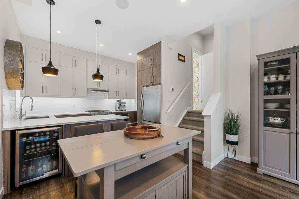 MLS® A2261821 - Unit #2 713 5 Street NE in Renfrew Calgary, Residential