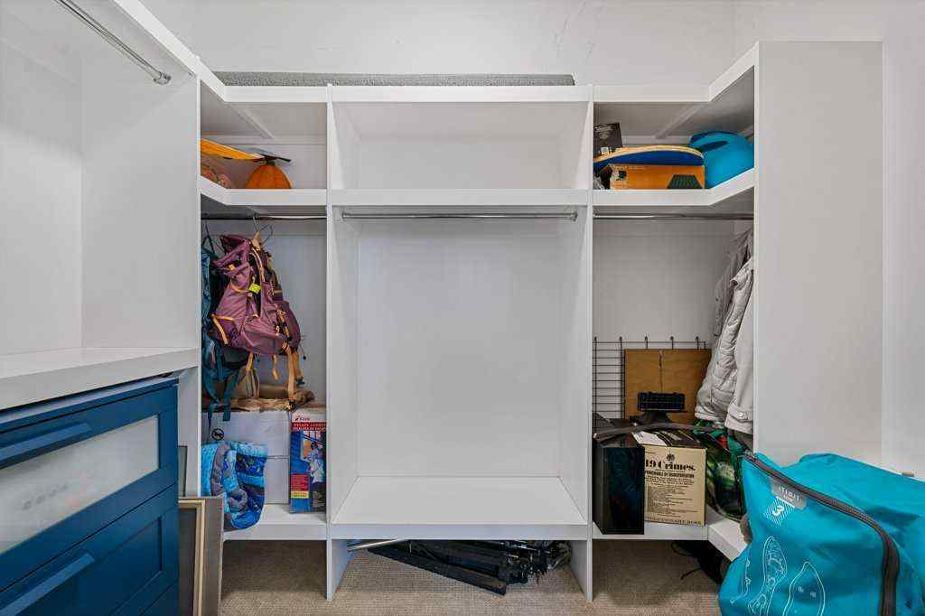 MLS® A2261821 - Unit #2 713 5 Street NE in Renfrew Calgary, Residential