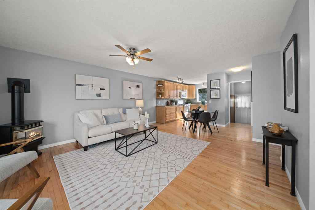 MLS® A2261828 - 461 78 Avenue NE in Huntington Hills Calgary, Residential