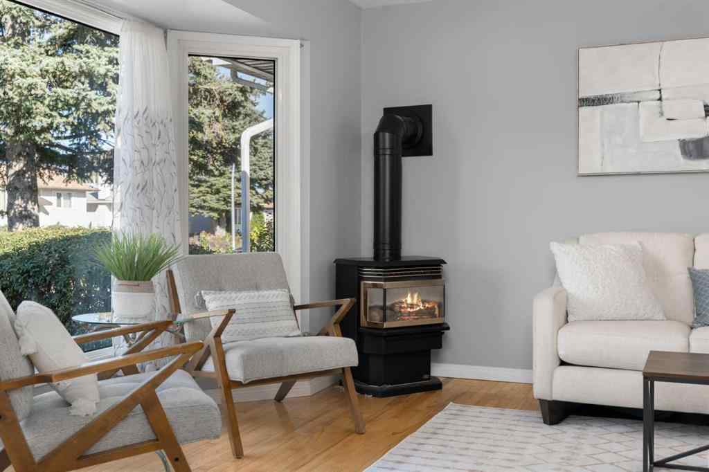 MLS® A2261828 - 461 78 Avenue NE in Huntington Hills Calgary, Residential