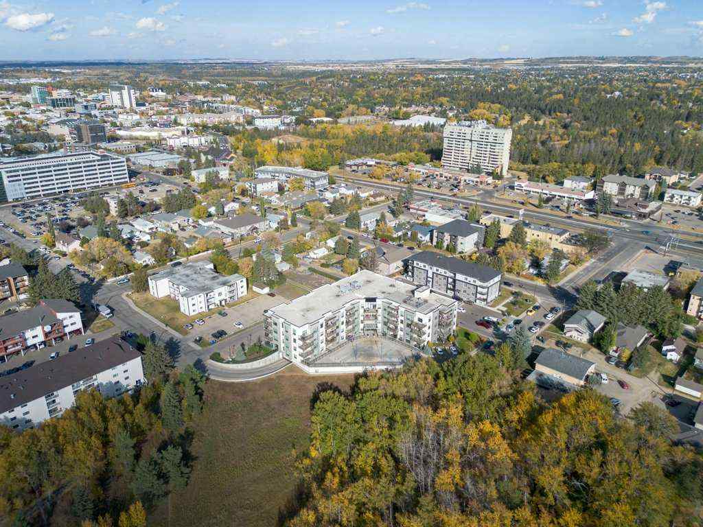 MLS® A2261834 - Unit #401 5110 36 Street  in South Hill Red Deer, Residential