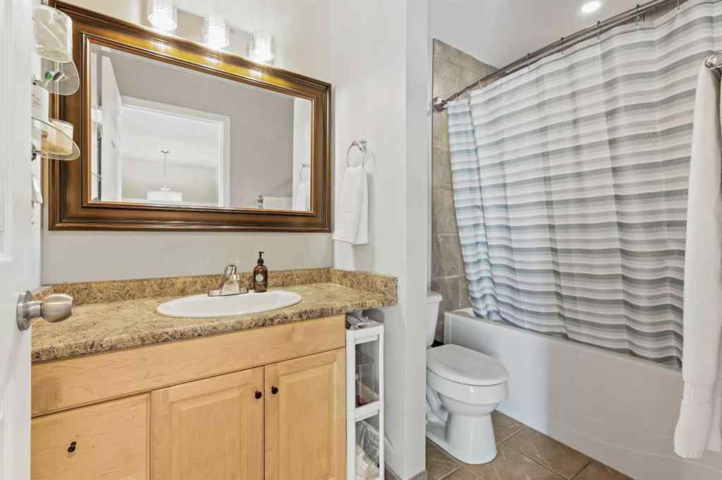 MLS® A2261840 - 832 68 Avenue SW in Kingsland Calgary, Residential