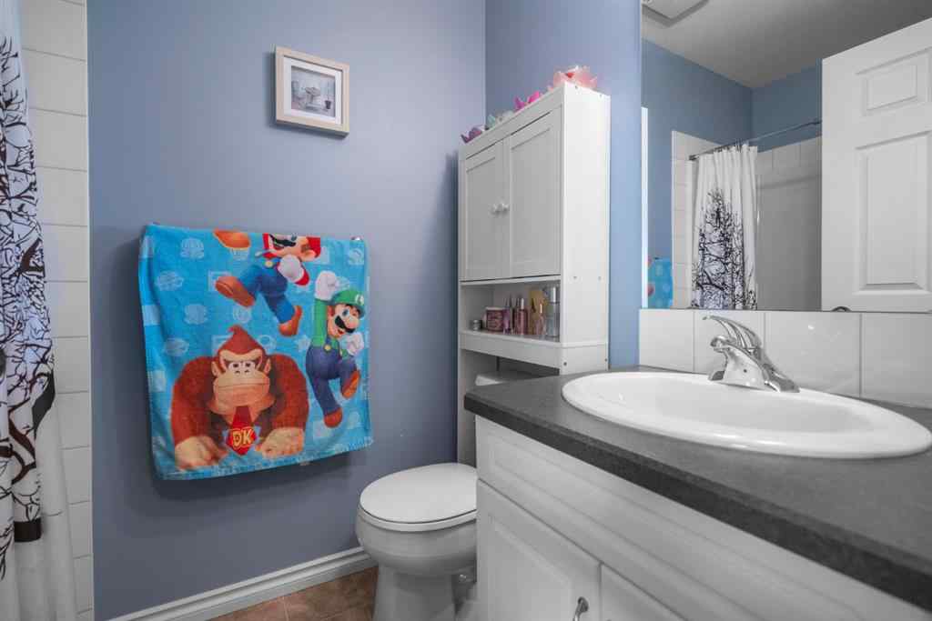 MLS® A2261846 - 7418 46 Avenue  in West Park Camrose, Residential