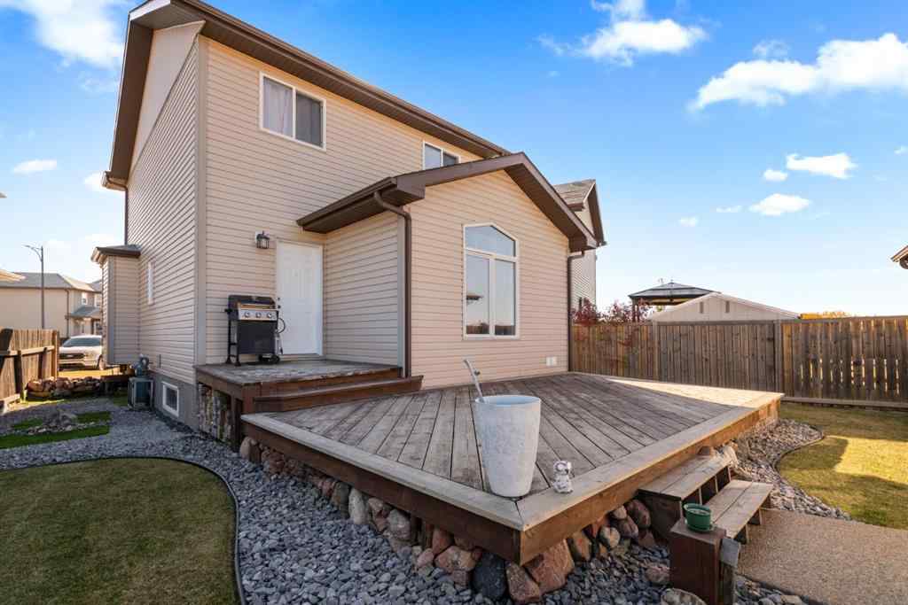 MLS® A2261846 - 7418 46 Avenue  in West Park Camrose, Residential