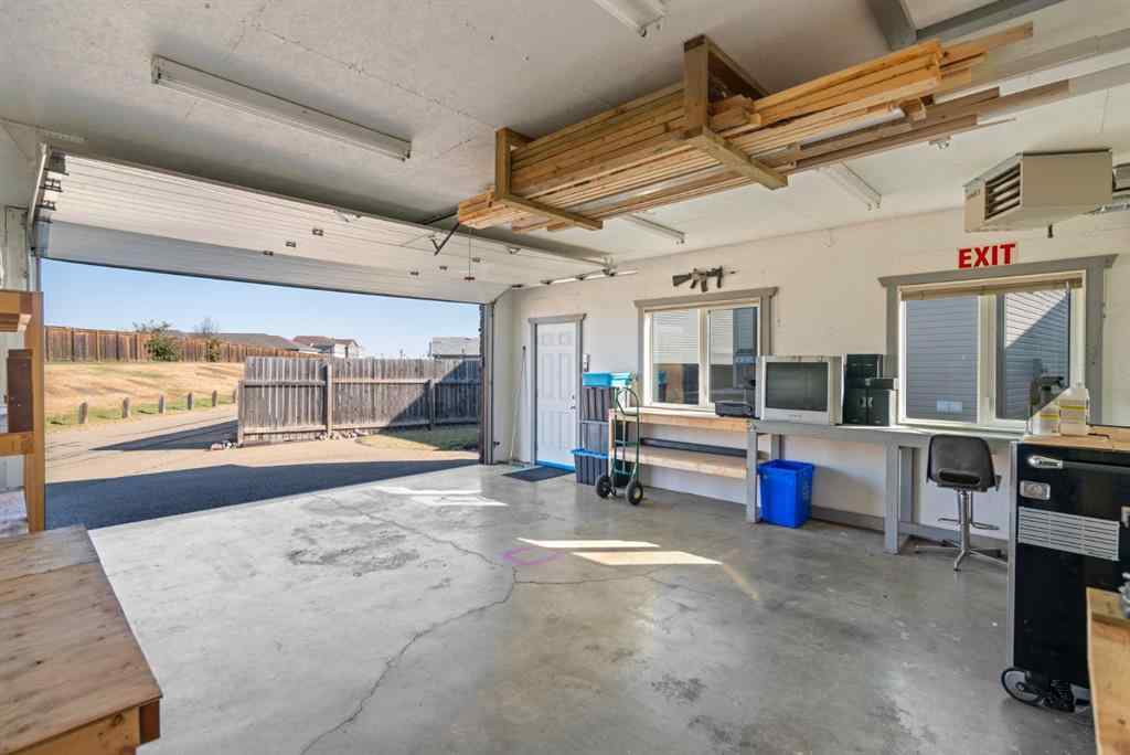 MLS® A2261846 - 7418 46 Avenue  in West Park Camrose, Residential