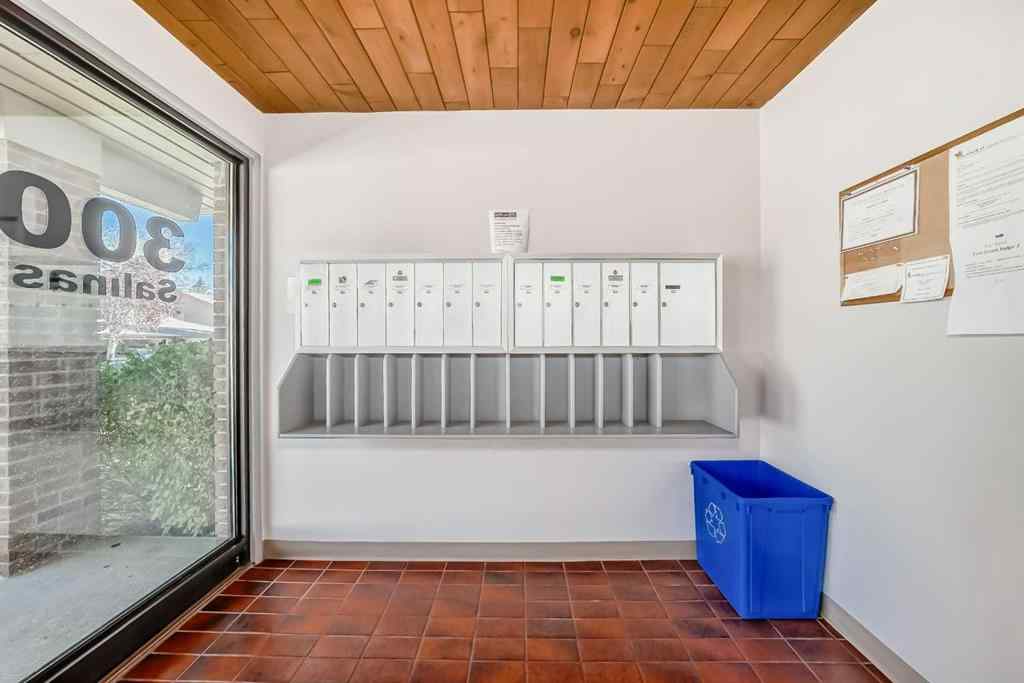 MLS® A2261849 - Unit #324 860 Midridge Drive SE in Midnapore Calgary, Residential