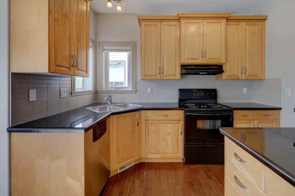 MLS® A2261850 - 112 Cougarstone Manor SW in Cougar Ridge Calgary, Residential