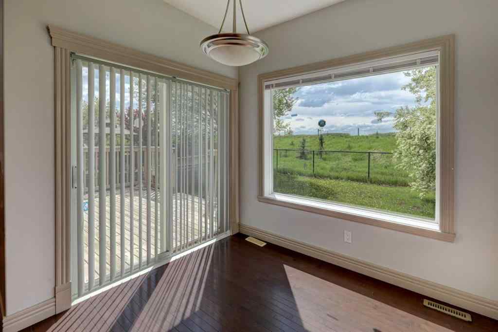 MLS® A2261850 - 112 Cougarstone Manor SW in Cougar Ridge Calgary, Residential