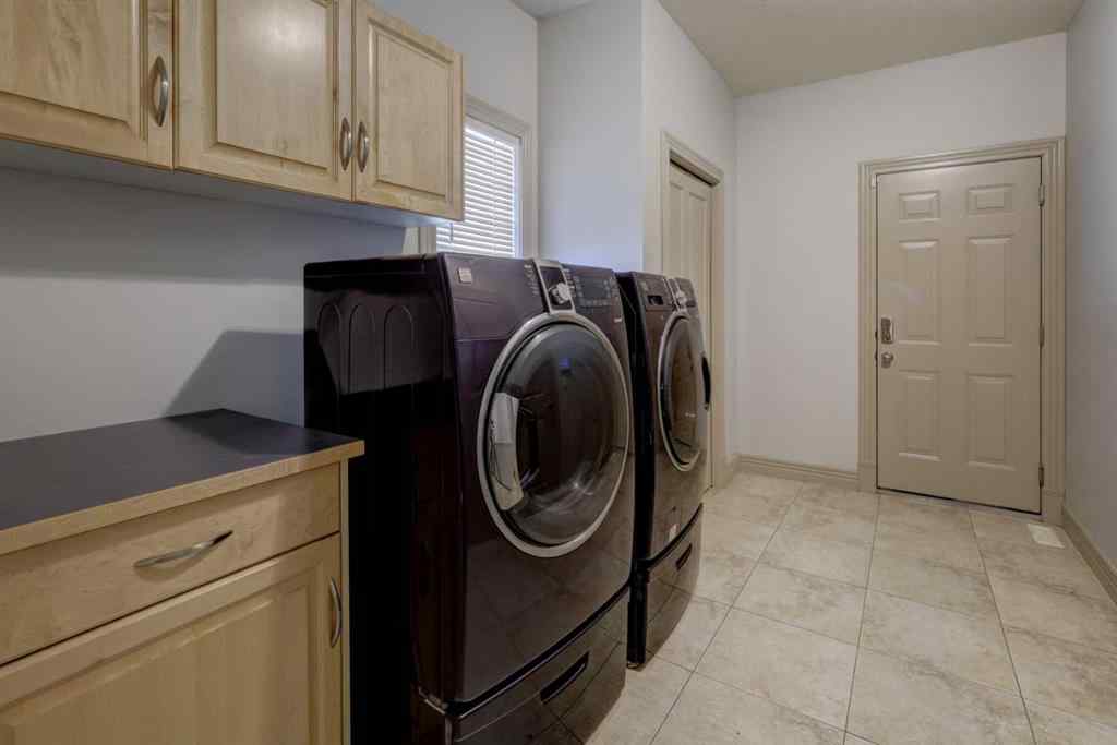 MLS® A2261850 - 112 Cougarstone Manor SW in Cougar Ridge Calgary, Residential