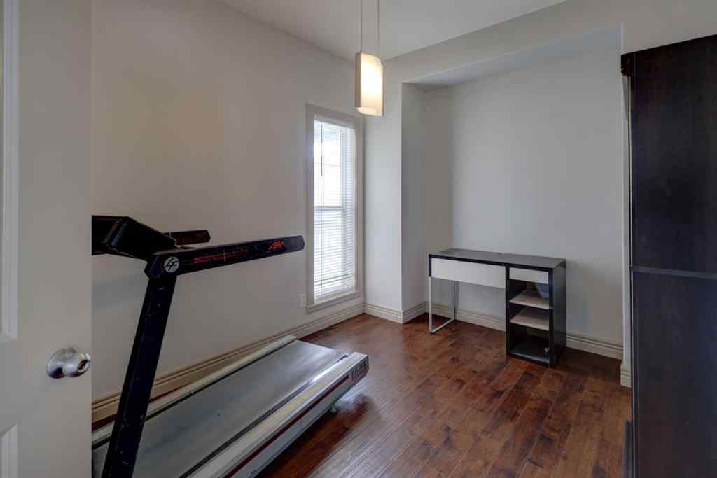 MLS® A2261850 - 112 Cougarstone Manor SW in Cougar Ridge Calgary, Residential