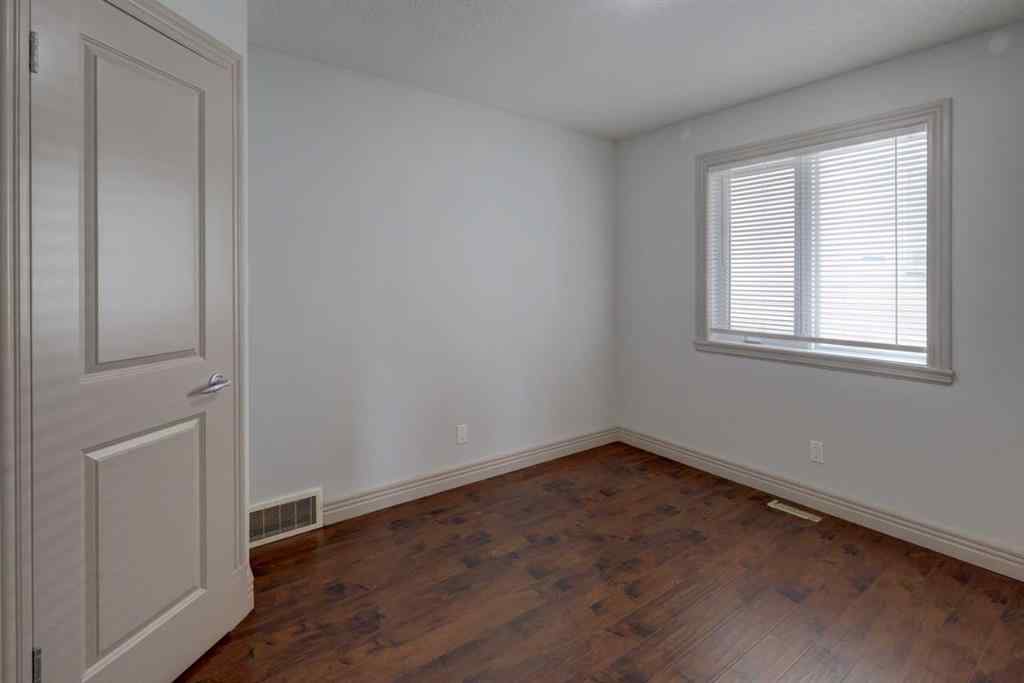 MLS® A2261850 - 112 Cougarstone Manor SW in Cougar Ridge Calgary, Residential