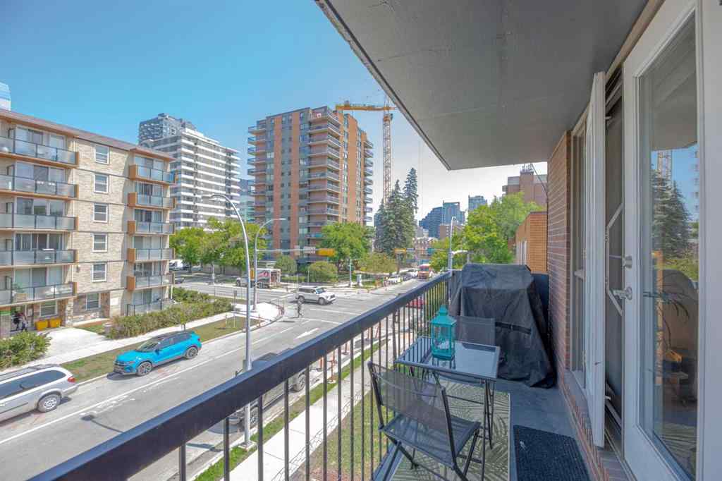 MLS® A2261852 - Unit #305 605 14 Avenue SW in Beltline Calgary, Residential