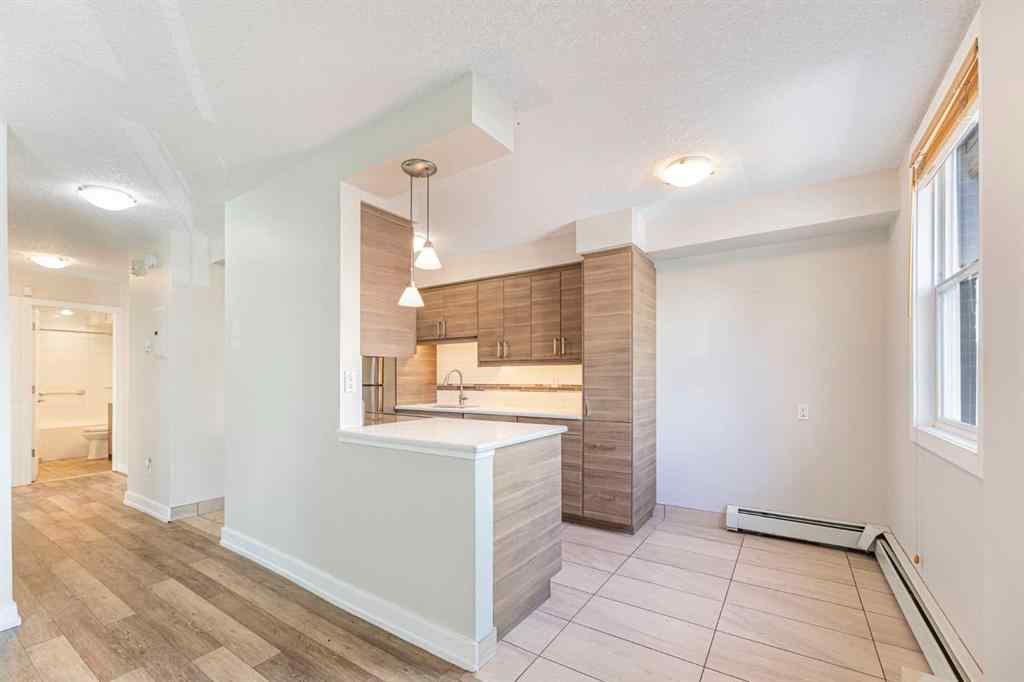 MLS® A2261852 - Unit #305 605 14 Avenue SW in Beltline Calgary, Residential