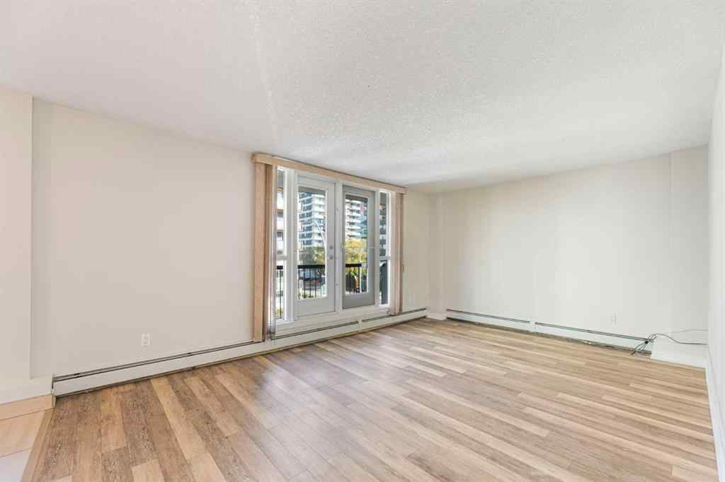 MLS® A2261852 - Unit #305 605 14 Avenue SW in Beltline Calgary, Residential