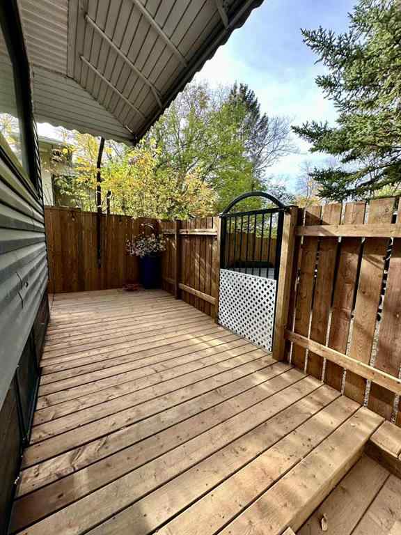 MLS® A2261857 - 4211 45 Street  in Riverside Ponoka, Residential