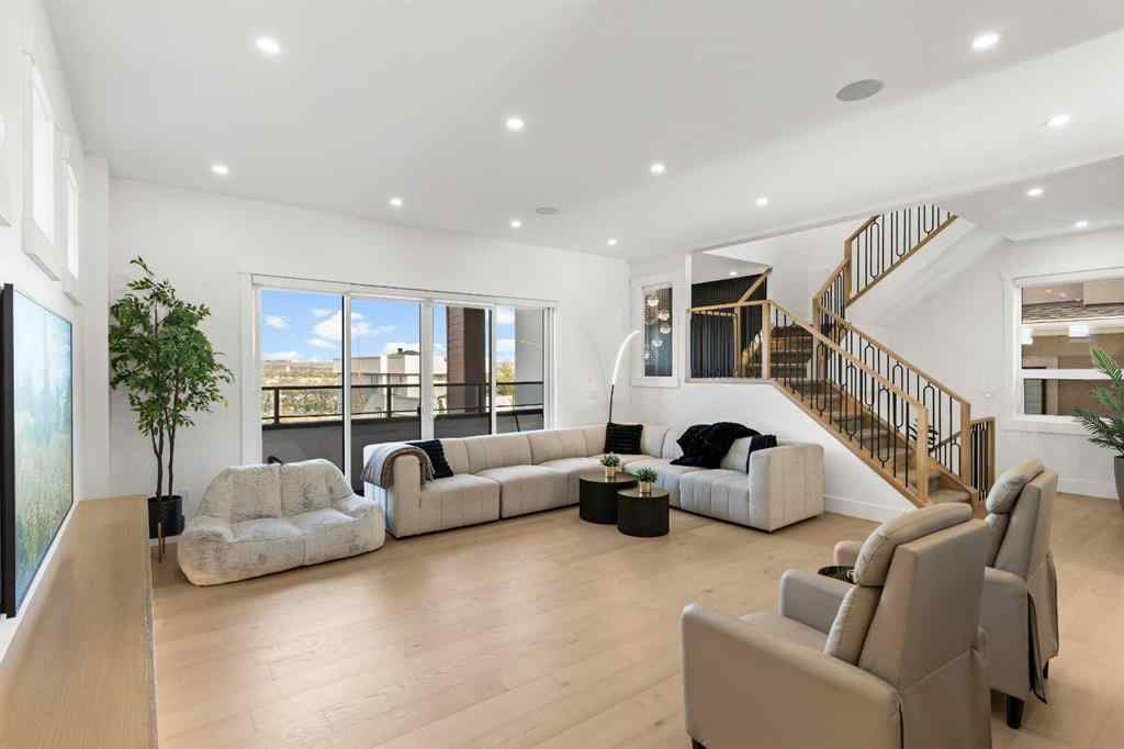 MLS® A2261859 - 467 Patterson Boulevard SW in Patterson Calgary, Residential