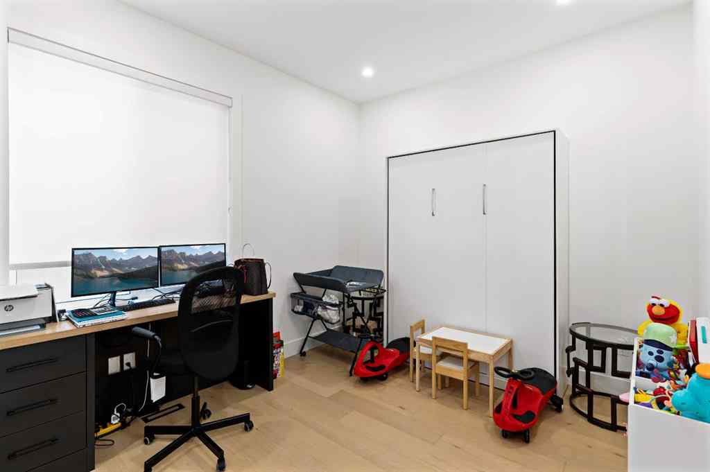 MLS® A2261859 - 467 Patterson Boulevard SW in Patterson Calgary, Residential