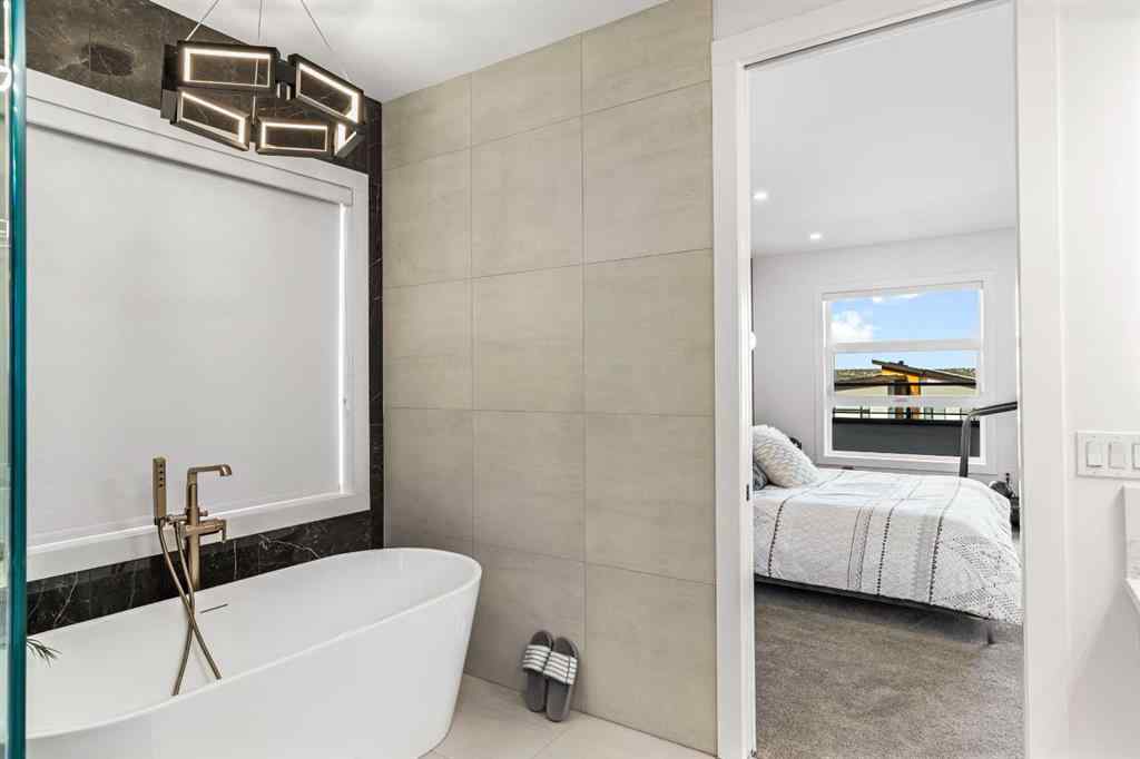 MLS® A2261859 - 467 Patterson Boulevard SW in Patterson Calgary, Residential