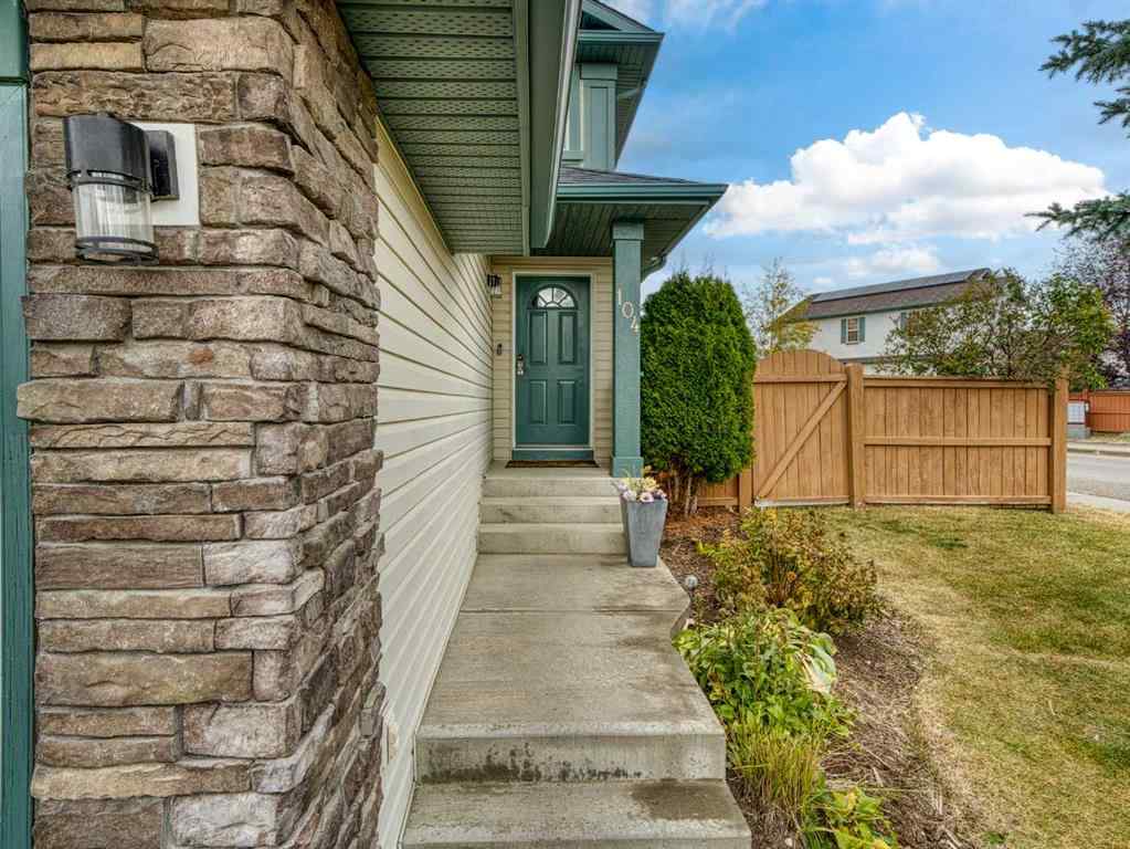 MLS® A2261861 - 104 Rocky Ridge Heath NW in Rocky Ridge Calgary, Residential