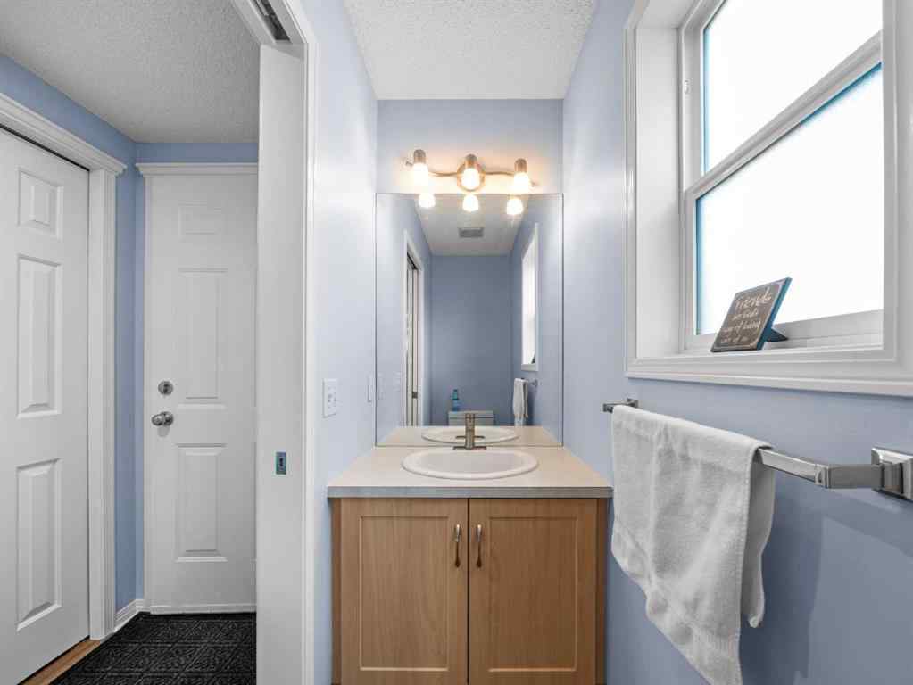 MLS® A2261861 - 104 Rocky Ridge Heath NW in Rocky Ridge Calgary, Residential