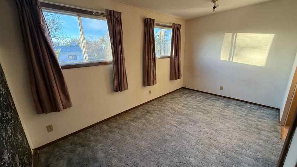 MLS® A2261865 - 201 3 Avenue SE in NONE Youngstown, Residential