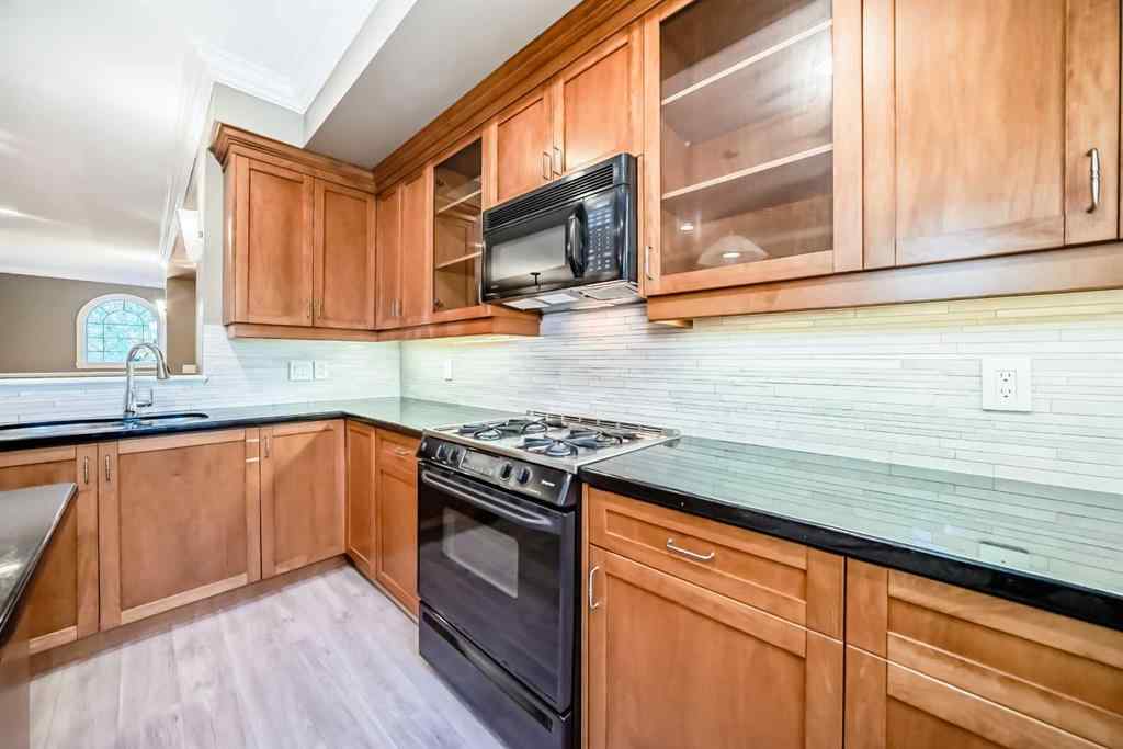 MLS® A2261870 - 1145 Cameron Avenue SW in Lower Mount Royal Calgary, Residential