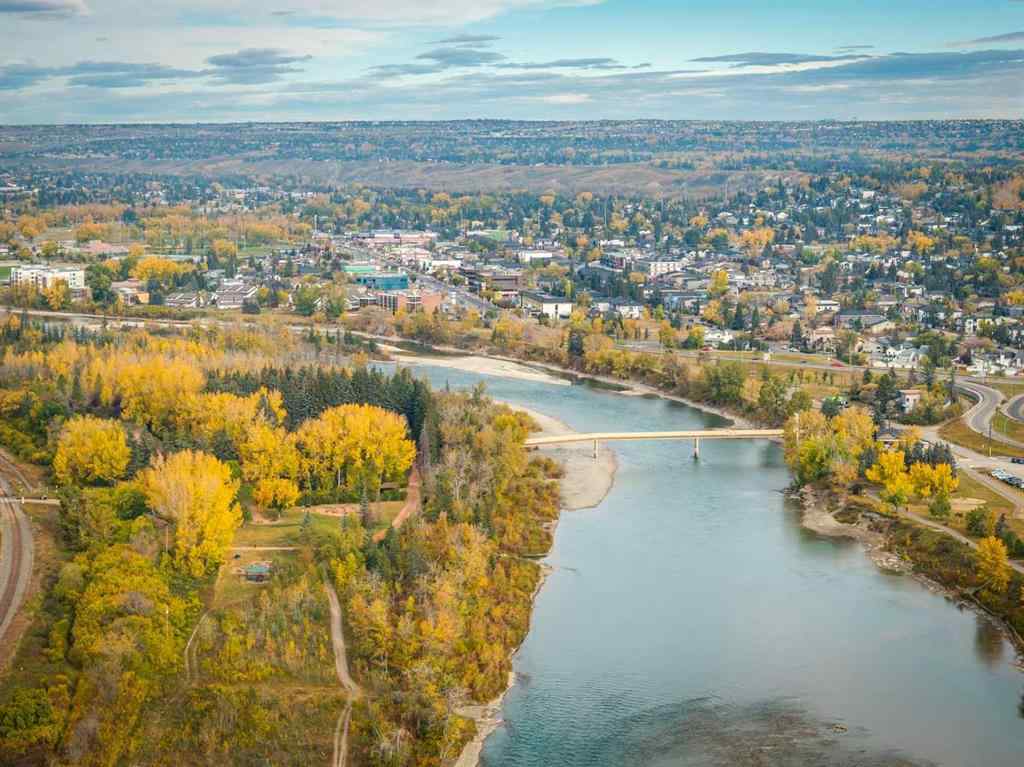 MLS® A2261873 - 111 Wimbledon Crescent SW in Wildwood Calgary, Residential