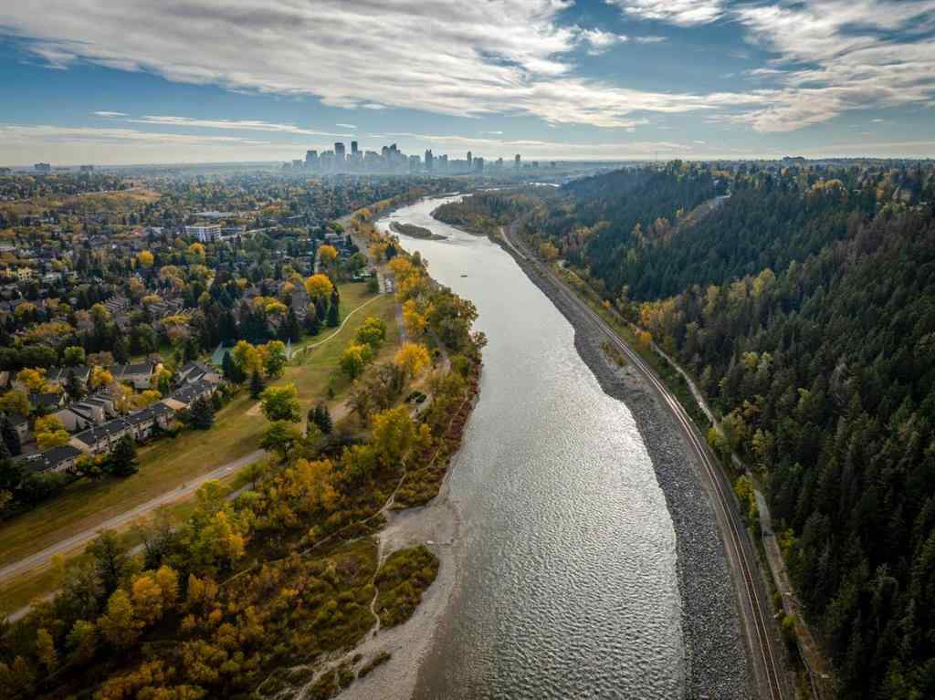 MLS® A2261873 - 111 Wimbledon Crescent SW in Wildwood Calgary, Residential